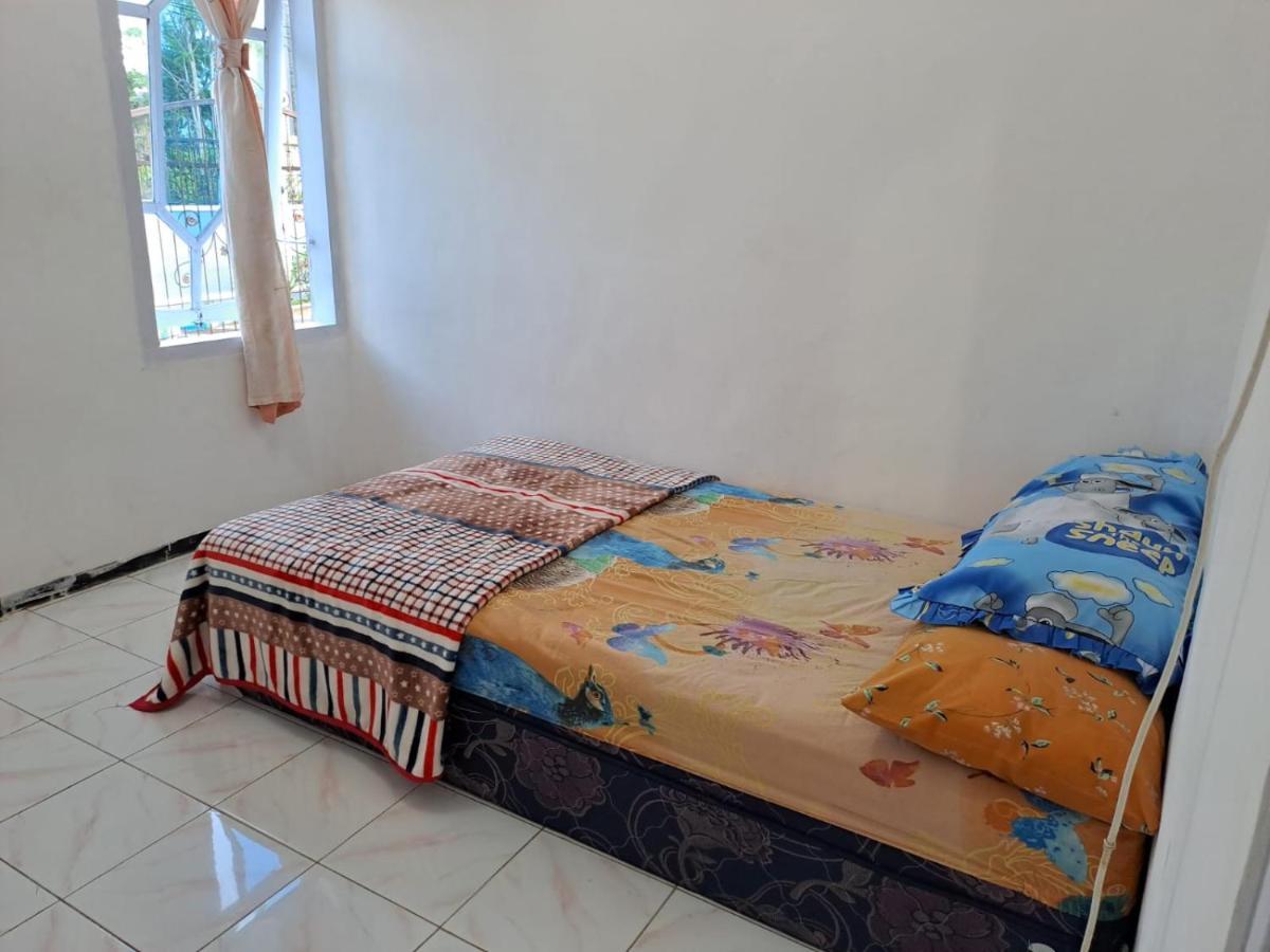 Indo Homestay マラン エクステリア 写真