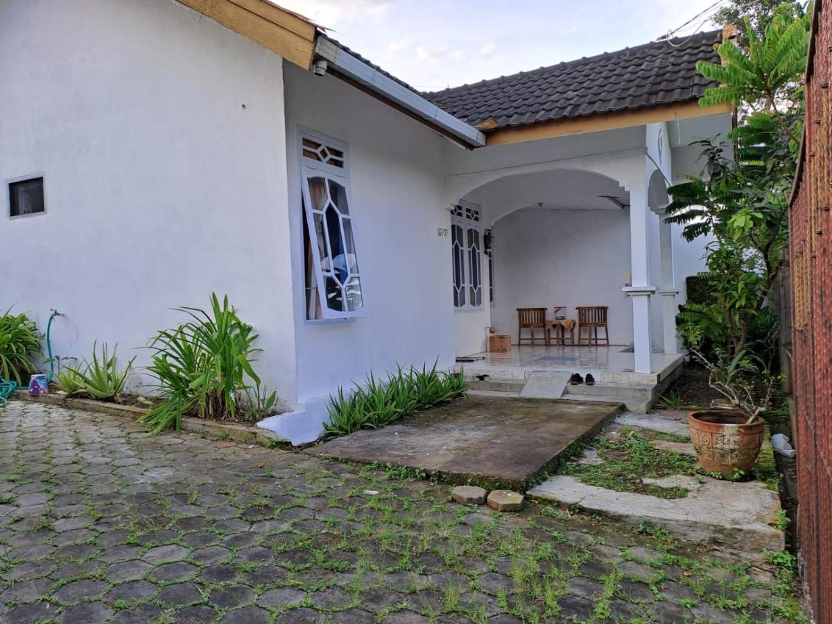 Indo Homestay マラン エクステリア 写真